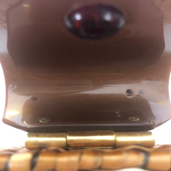 Vintage Wicker Clutch - Picture 9 of 11